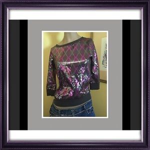 FLASH SALE Pretty Diamond Pattern Sequin Top