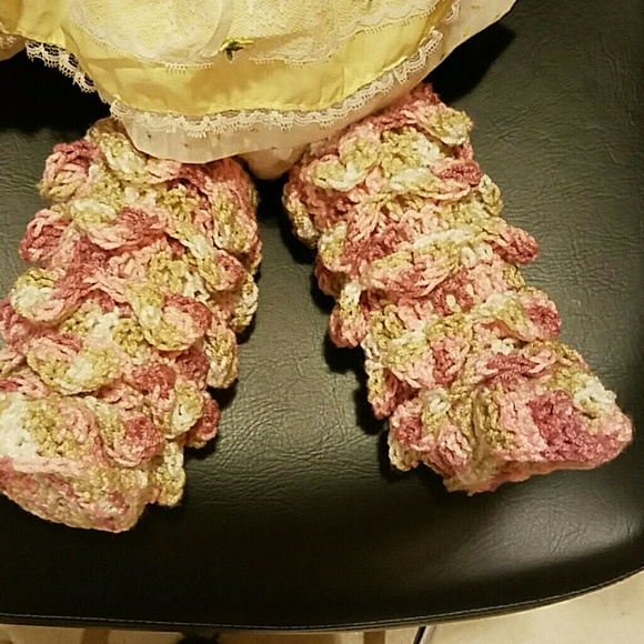 Baby Crocodile Stitch - Picture 2 of 4