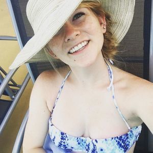 Meet your Posher, Carlyn