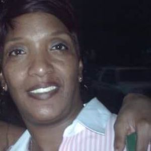 Meet your Posher, Yvette