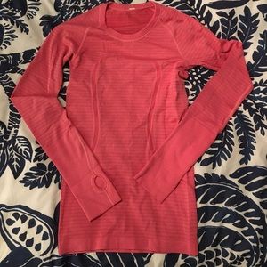 Swiftly Tech Long Sleeve Crew