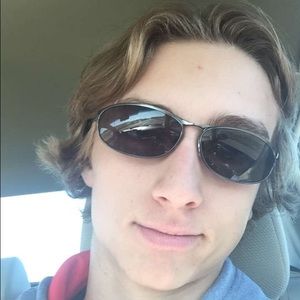 Meet your Posher, Jake