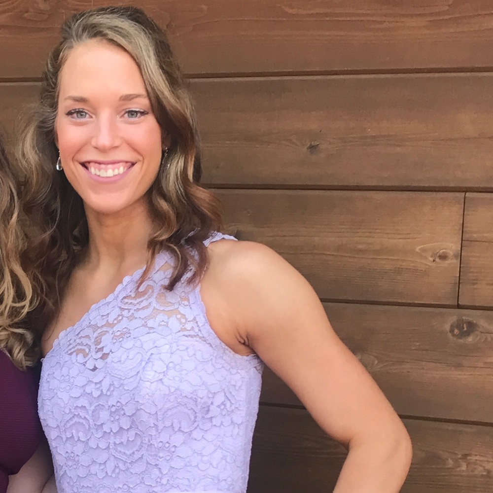 Meet your Posher, Caroline