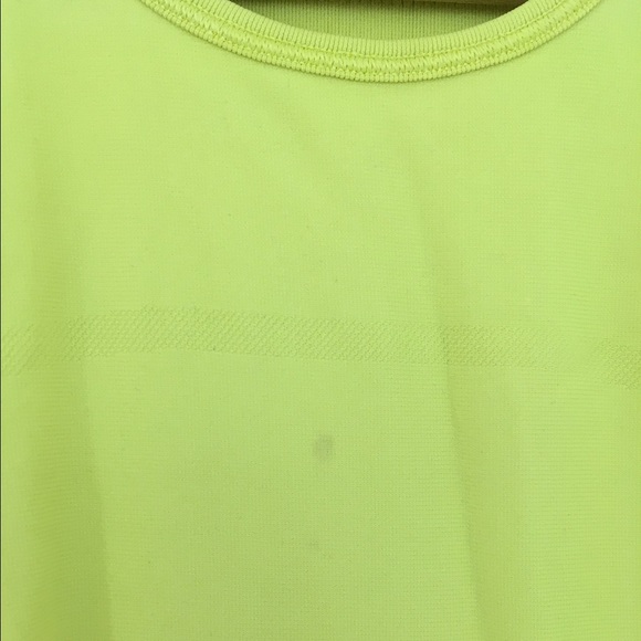 Lululemon "Time Warp Shirt" - Picture 3 of 4