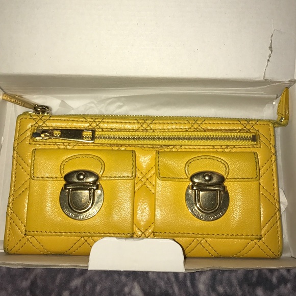 100% Authentic Marc Jacobs Quilt Wallet