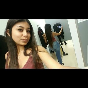 Meet your Posher, Karla