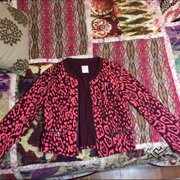 Cropped Blazer