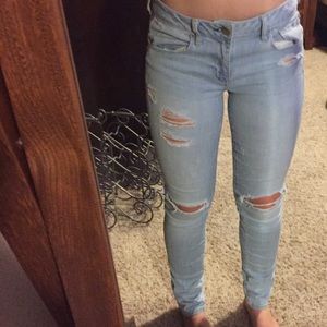 American eagle skinny ripped jeans