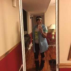 Meet your Posher, Crystal