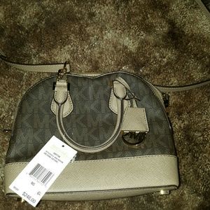 Michael kors purse