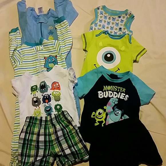 Monster outfits size 6 to 9 months