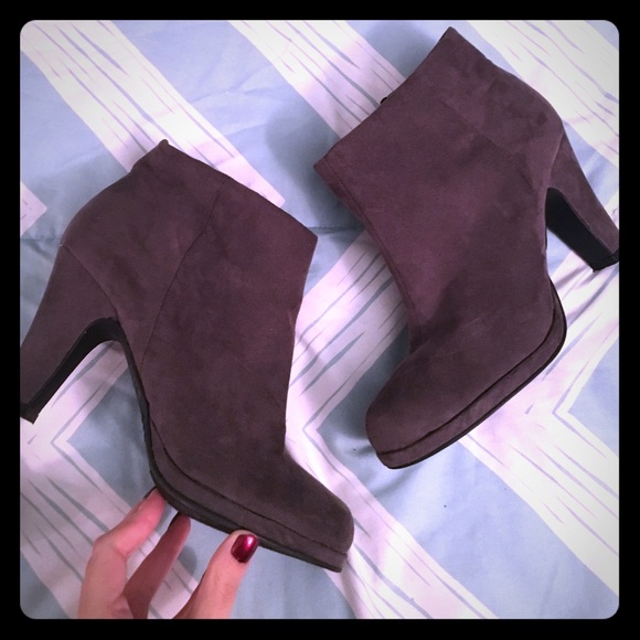 Rampage Shoes - Rampage booties ❄️