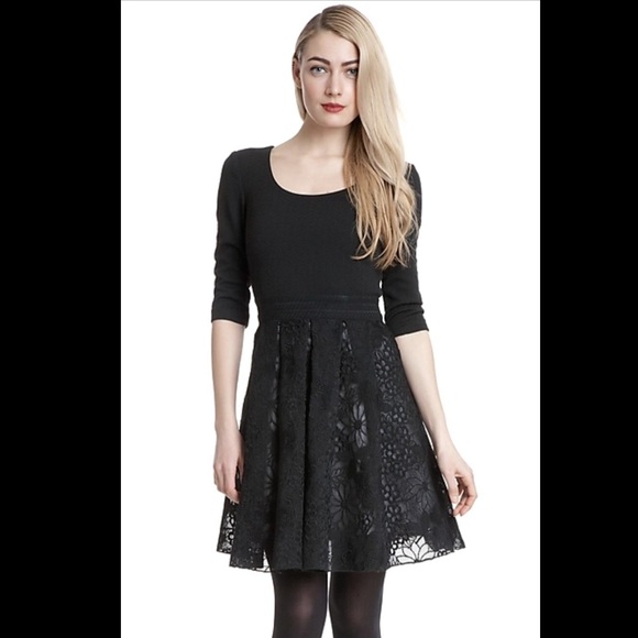 Anthropologie black Fit Flare Bonham Lace Dress 8 - Picture 3 of 4
