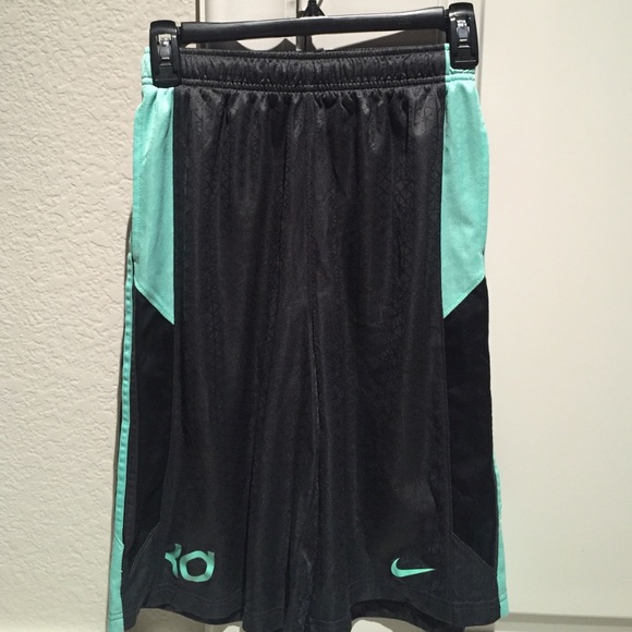 KD Nike Dri-Fit Shorts, Boys XL