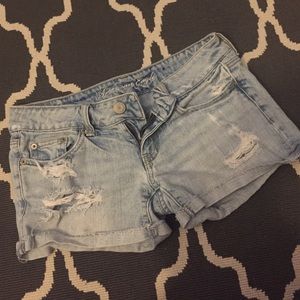 American Eagle light wash shorts