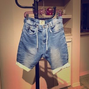 Pull&bear short size 38