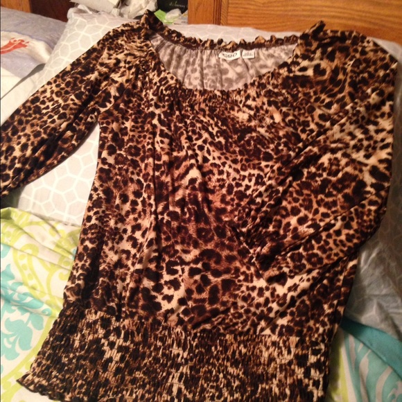 Leopard top
