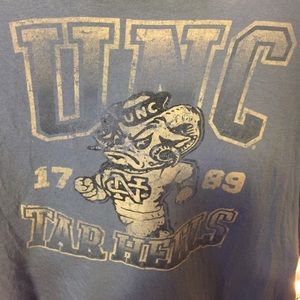 UNC Tar Heels shirt