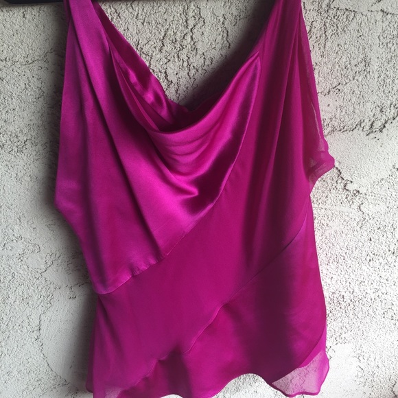 Diane Von Furstenberg Fuschia Silk Top size 8