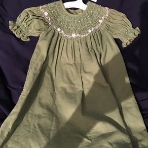 6 MONTHS Mom & Me GORGEOUS GREEN DRESS ALL OCCASIO