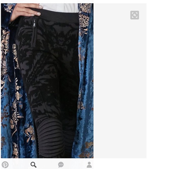 ISO I believe they are Ralph Lauren!