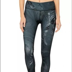 Alo Yoga Airbrush Leggings Marble Glossy Medium