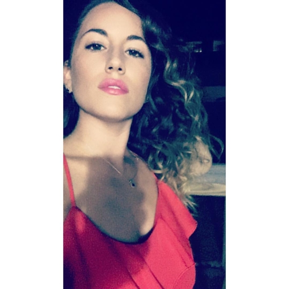 Meet your Posher, Carianne