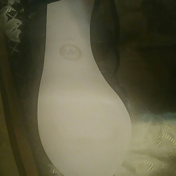 Michael by Michael Kors - Picture 2 of 2