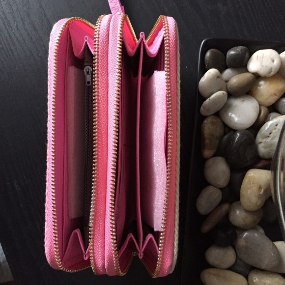 NEW Striped Canvas Multi-Compartment Wallet - Picture 2 of 4