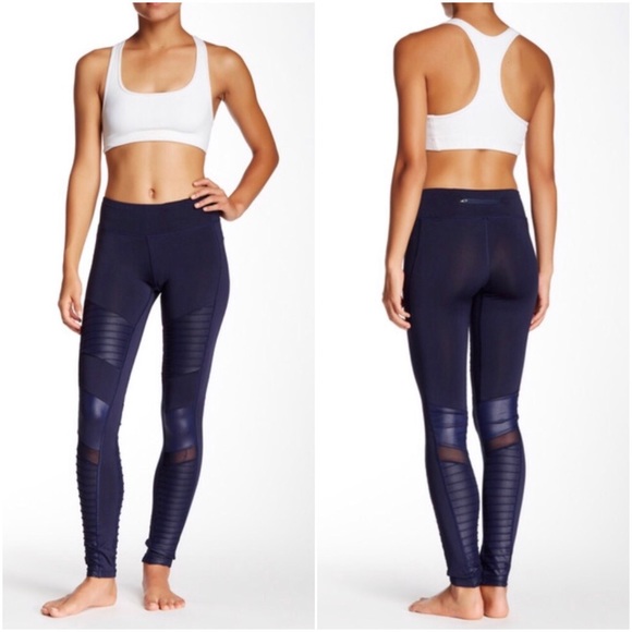 ⚠️ MOTO LEGGINGS - Picture 2 of 6