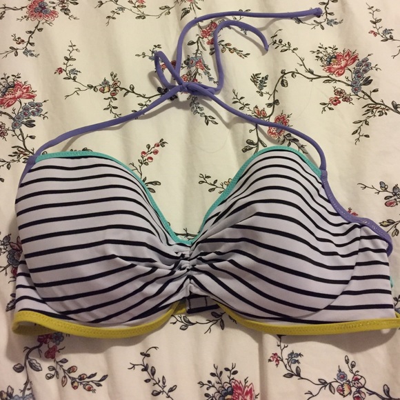 VS swim top