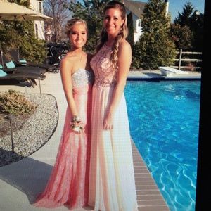 Size 00 Sparkly Prom Dress! (Left)