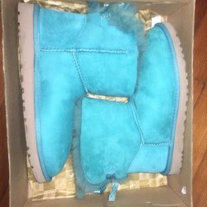 Uggs Mini Bailey Bow Scallop