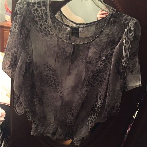 Passport flowy leopard blouse