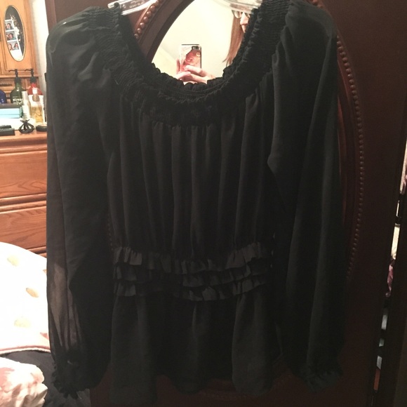 Forever 21 black chiffon top sz L