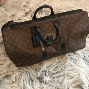 100% authentic Louis Vuitton monogram travel bag