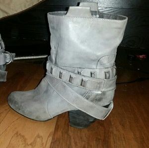 9.5 10 real leather studded boots