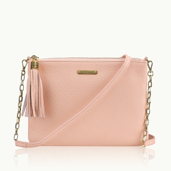 GiGi New York Handbags - BRAND NEW Gigi New York Blush 'Chelsea' Crossbody
