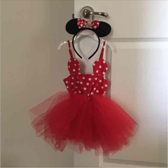 Minnie Mouse outfit