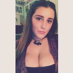 Meet your Posher, Carson