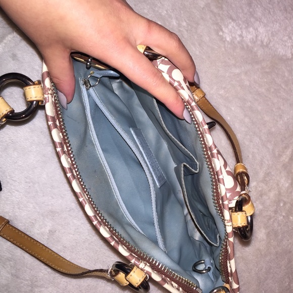 Coach Shoulder Bag Satchel, Also can be crossbody - Picture 3 of 3