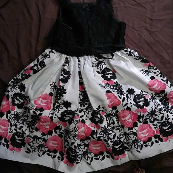 Easter Dress - Picture 2 of 2