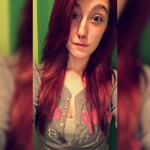 Meet your Posher, Carrie