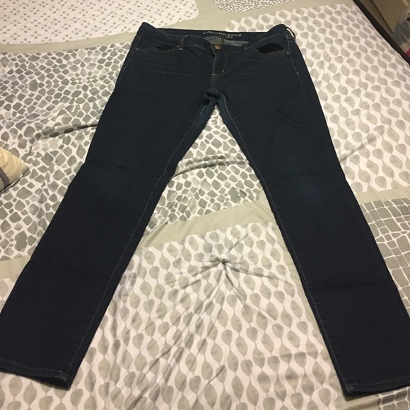 American Eagle dark washed denim