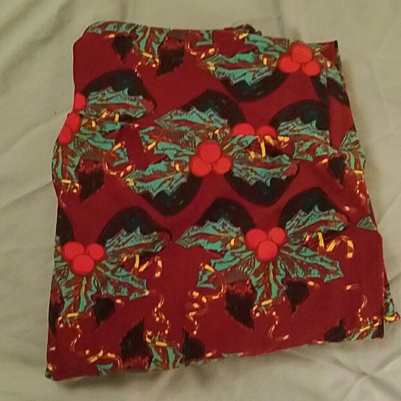 Lularoe Christmas leggings