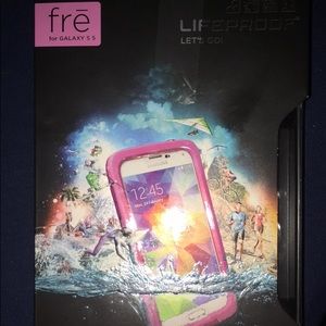 Pink galaxy  S5 life proof case