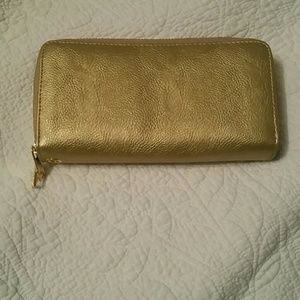 🚨SOLD🚨Gold double Zip wallet (NWOT)