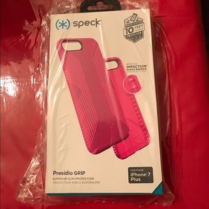 Brand new Speck iPhone 7 plus case