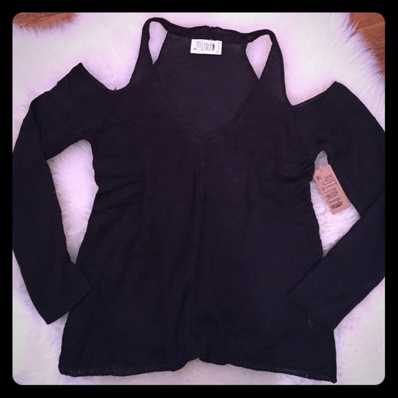 Black cold shoulder top