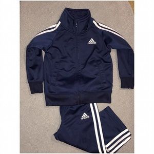 HP🎉🎉 Adidas Navy toddle Tracksuit size 18 months